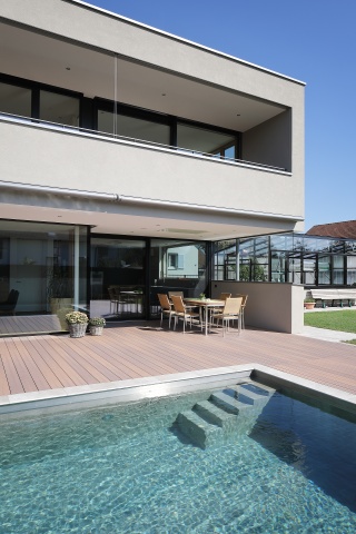 Terrasse und Pool Terrasse und Pool