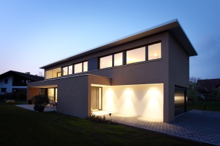 Eingang bei Nacht Eingang bei Nacht