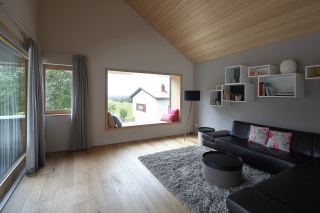 Wohnzimmer mit Panoramafenster Wohnzimmer mit Panoramafenster